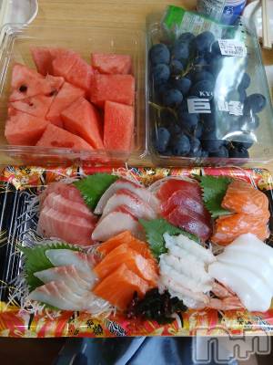 上越デリヘル 上越最安値！奥様Deli急便(ジョウエツサイヤスネ！オクサマデリキュウビン) 熟女エロパワー全開　あきほ(54)の8月11日写メブログ「明日から3日間出勤するので呼んでみてね♥️」