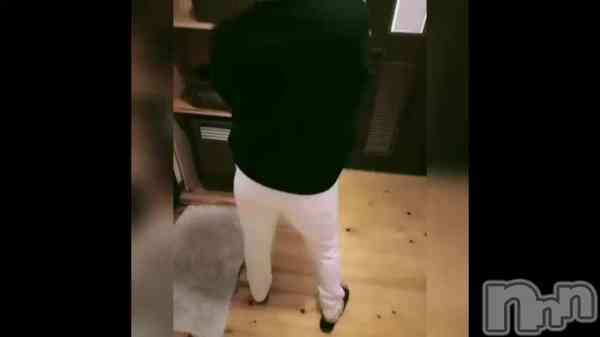 【熟女】小雪の動画 ド派手に脱いでます♪