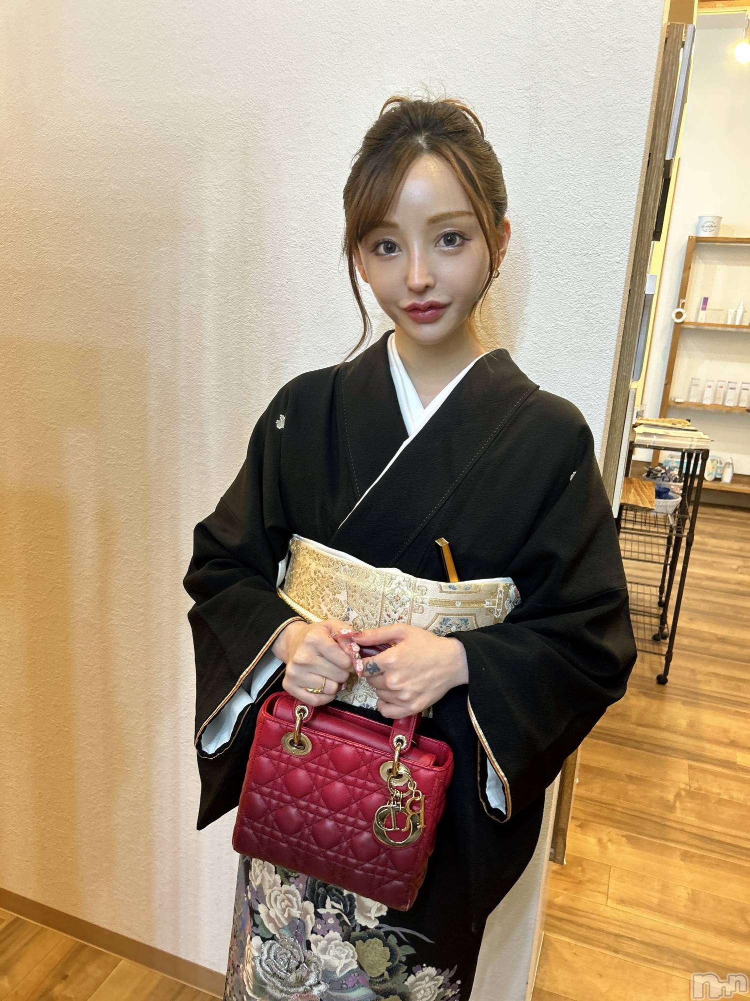 ĮХ顦Lounge R Style(饦󥸥륹) 2025ǯ112̥֥Ķ‎🤍‎🤍‎🤍