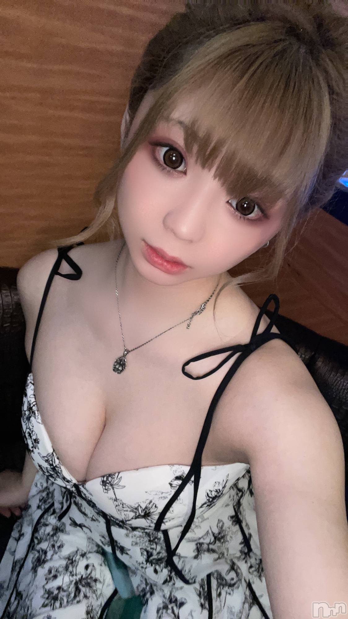 ��Į����Х��顦�����Lounge R Style(�饦�󥸥����륹������) ��2026ǯ4��6���̥�֥����֤��Υɥ쥹��