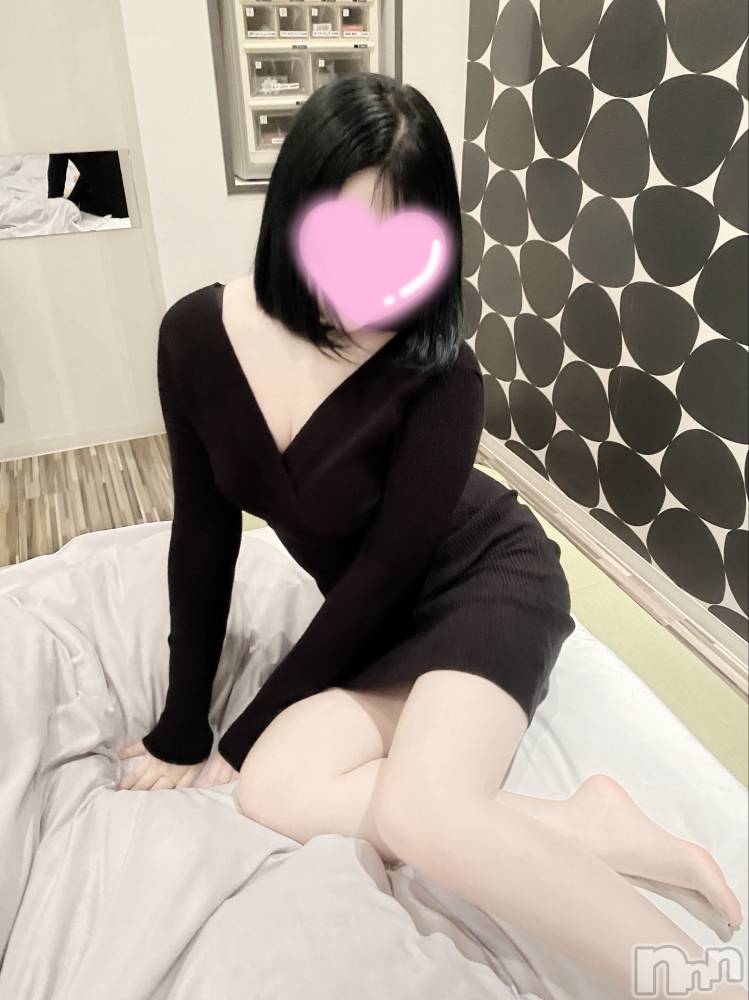 新潟手コキsleepy girl(スリーピーガール) あいらちゃん(22)の10月30日写メブログ「写真撮ってくれてありがとうっっ💞💞」