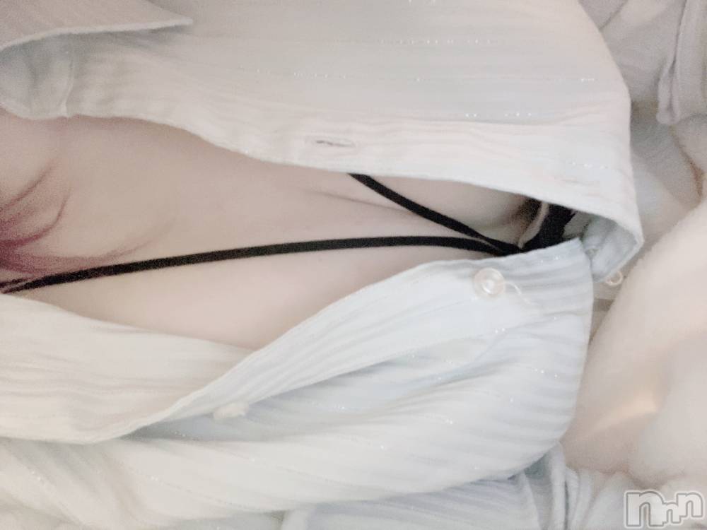 新潟手コキsleepy girl(スリーピーガール) あいらちゃん(22)の3月30日写メブログ「そいねしよっ💞」