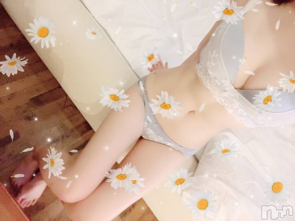 新潟手コキsleepy girl(スリーピーガール) あいらちゃん(22)の11月2日写メブログ「太陽見るとさ」