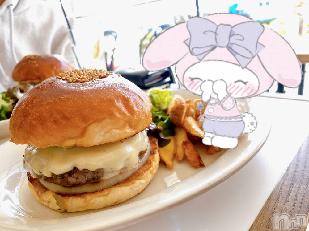新潟手コキsleepy girl(スリーピーガール) あいらちゃん(22)の11月30日写メブログ「おいちかったぁ💞」