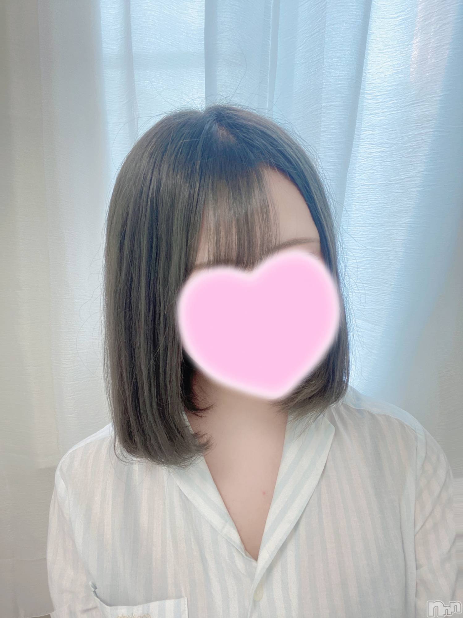 新潟手コキsleepy girl(スリーピーガール)あいらちゃん(22)の2021年11月8日写メブログ「プロフィールの画像新しいのいれてみました🐰」