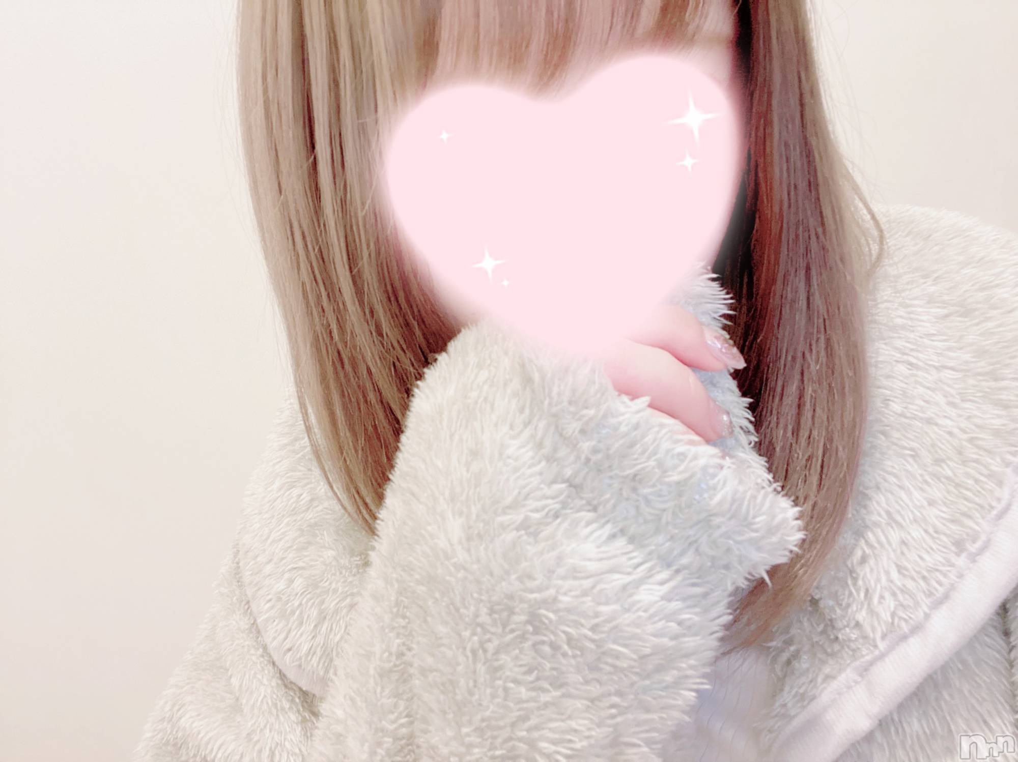 新潟手コキsleepy girl(スリーピーガール)あいらちゃん(22)の2021年11月27日写メブログ「もこもこまる」