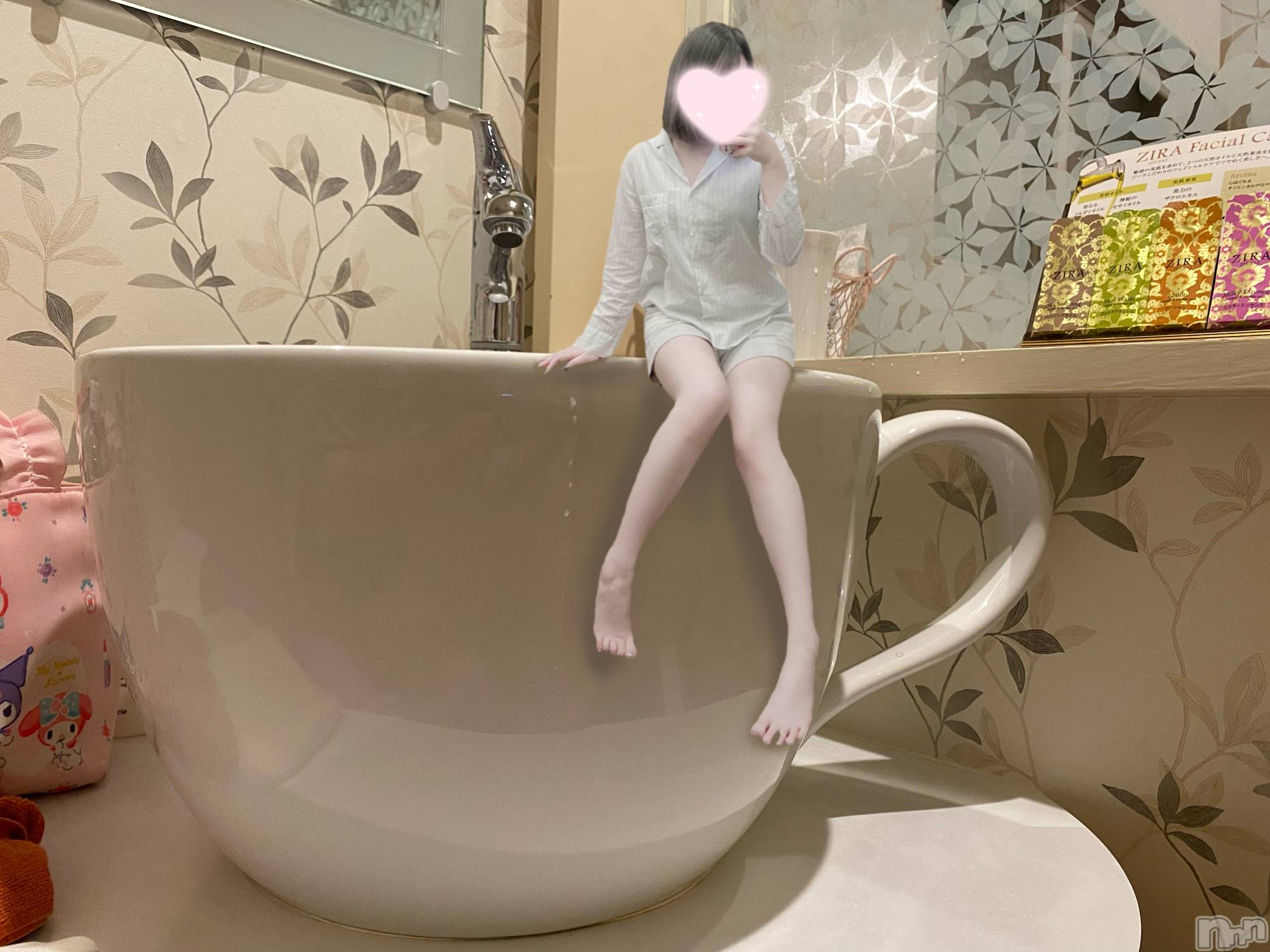 新潟手コキsleepy girl(スリーピーガール)あいらちゃん(22)の2021年12月4日写メブログ「ここがこうなってるって知らなかった☕💭」