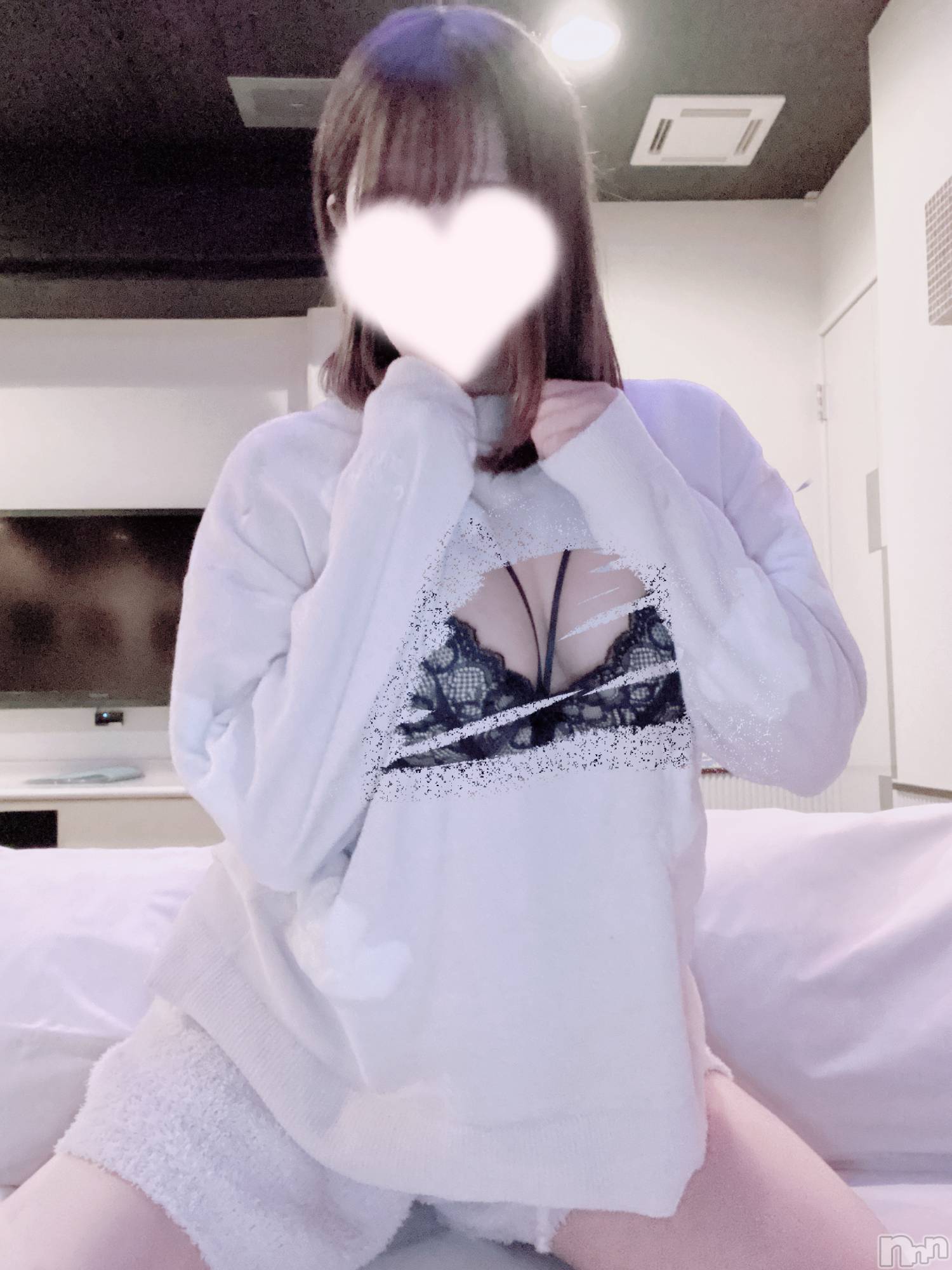 新潟手コキsleepy girl(スリーピーガール)あいらちゃん(22)の2021年12月21日写メブログ「⚠️💜エッチな人にだけ見えるかも💜⚠️」