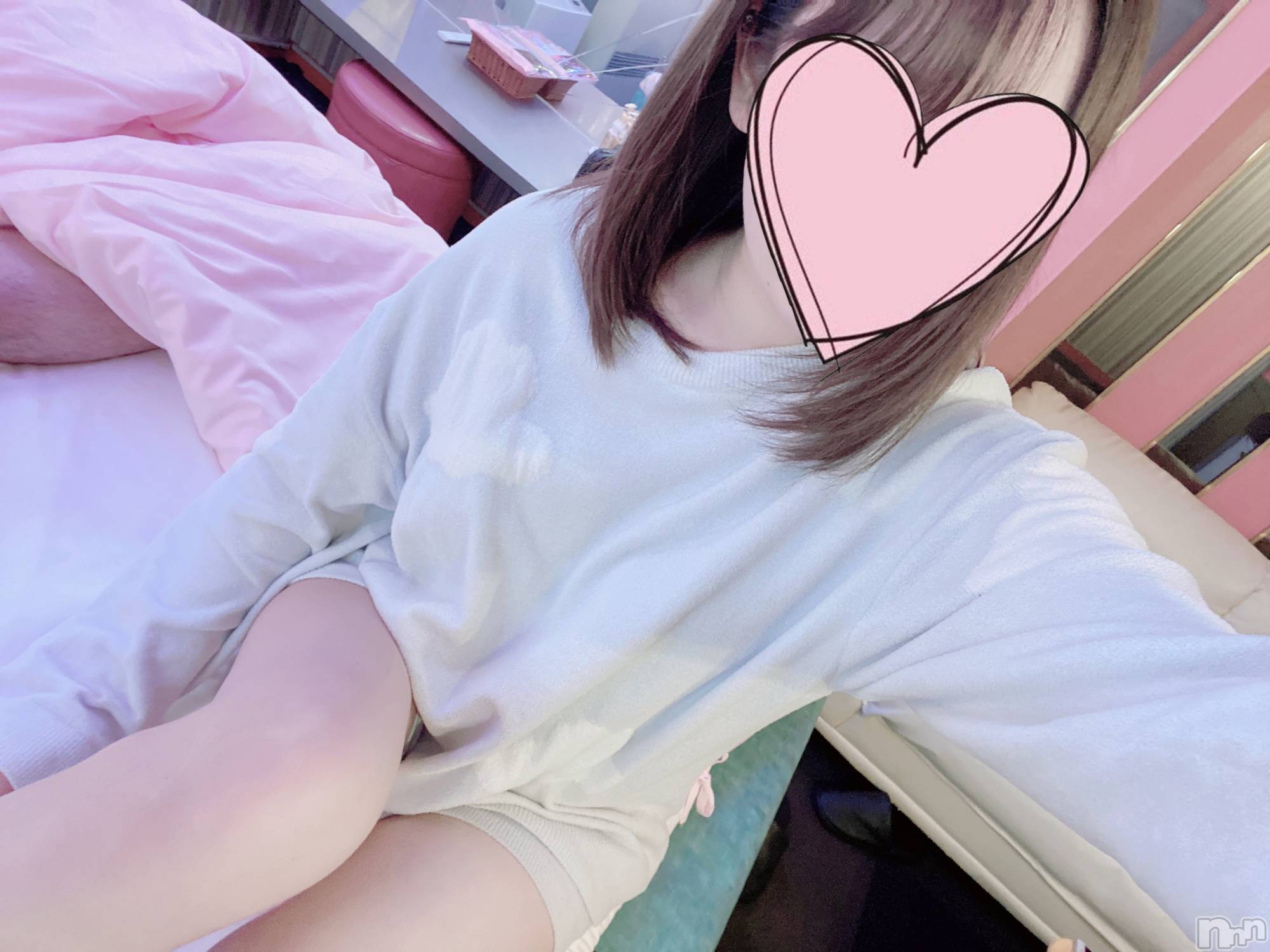 新潟手コキsleepy girl(スリーピーガール)あいらちゃん(22)の2022年5月2日写メブログ「今日はHIPHOPな気分」