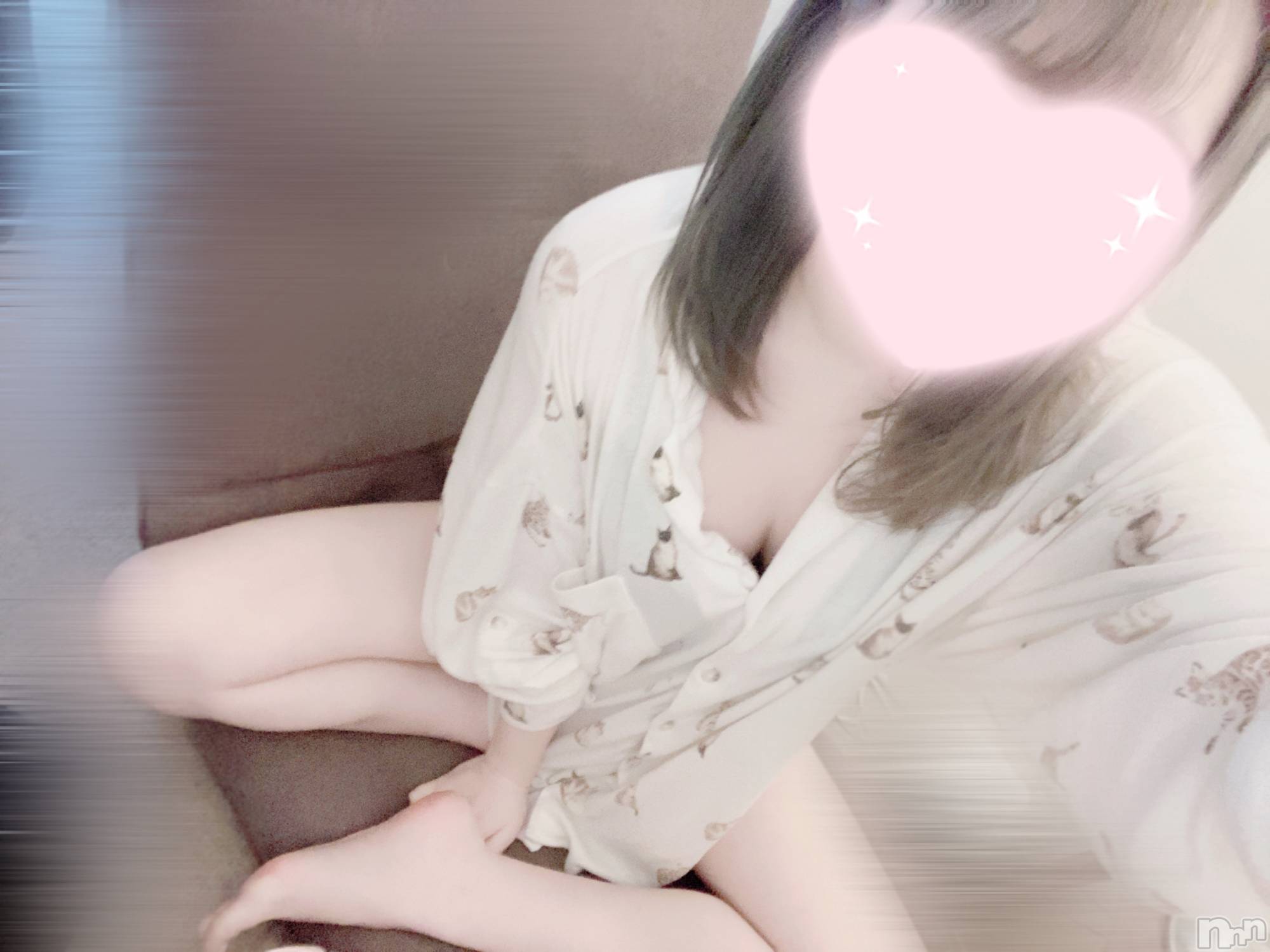新潟手コキsleepy girl(スリーピーガール)あいらちゃん(22)の2022年5月4日写メブログ「えちえち？💞」