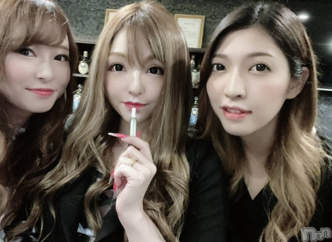 ĮХ顦Lounge R Style(饦󥸥륹) 2022ǯ22̥֥֤ߤʲƤ롩