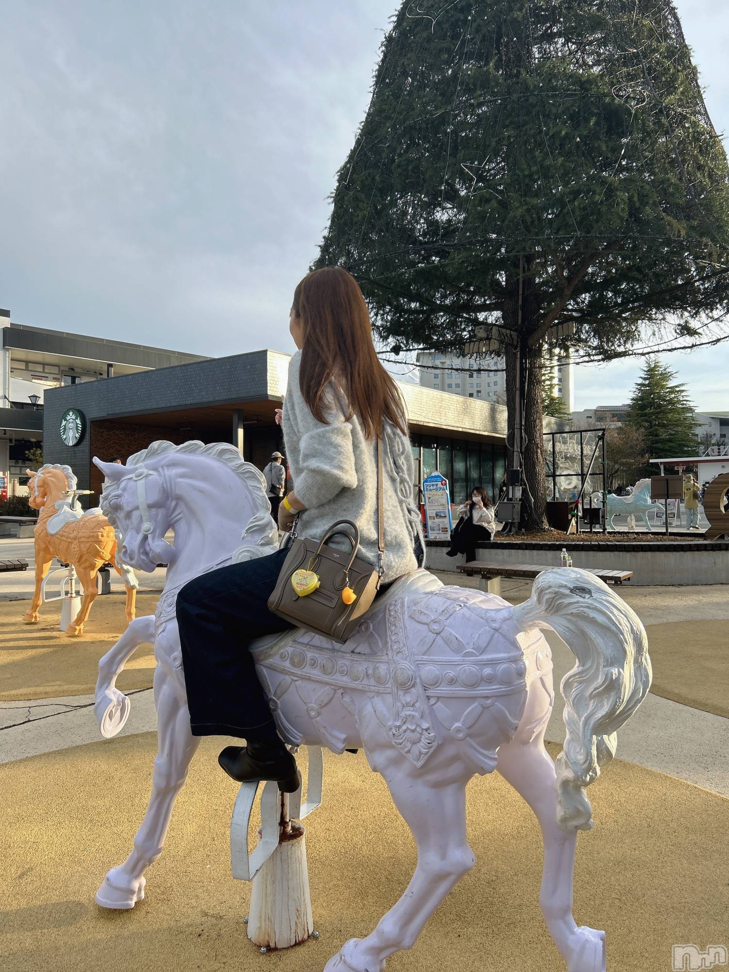 ��Į����Х��顦�����Lounge R Style(�饦�󥸥����륹������) ��2026ǯ4��7���̥�֥����֤ߤ�ʡ�❣️🐇⸒⸒��