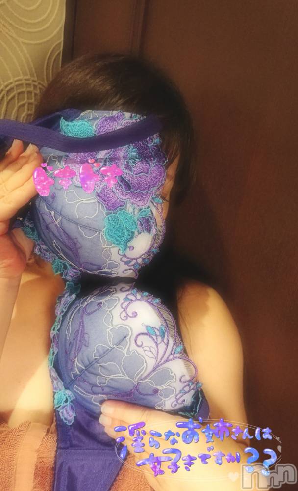長岡デリヘル人妻楼　長岡店(ヒトヅマロウ　ナガオカテン) みみ(41)の12月3日写メブログ「1時までエロエロタイム♡」
