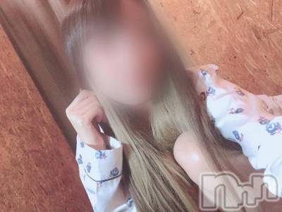 新潟手コキ sleepy girl(スリーピーガール) ねるちゃん(22)の4月20日写メブログ「ねるキャバ貸し切りで🍶♡」