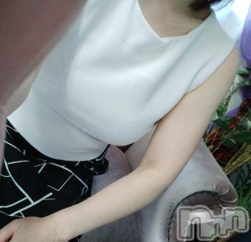 長岡人妻デリヘルBIANCA～主人の知らない私～長岡店(ビアンカナガオカテン) 鈴河　つぐみ(47)の9月18日写メブログ「スタジオ撮影💖」