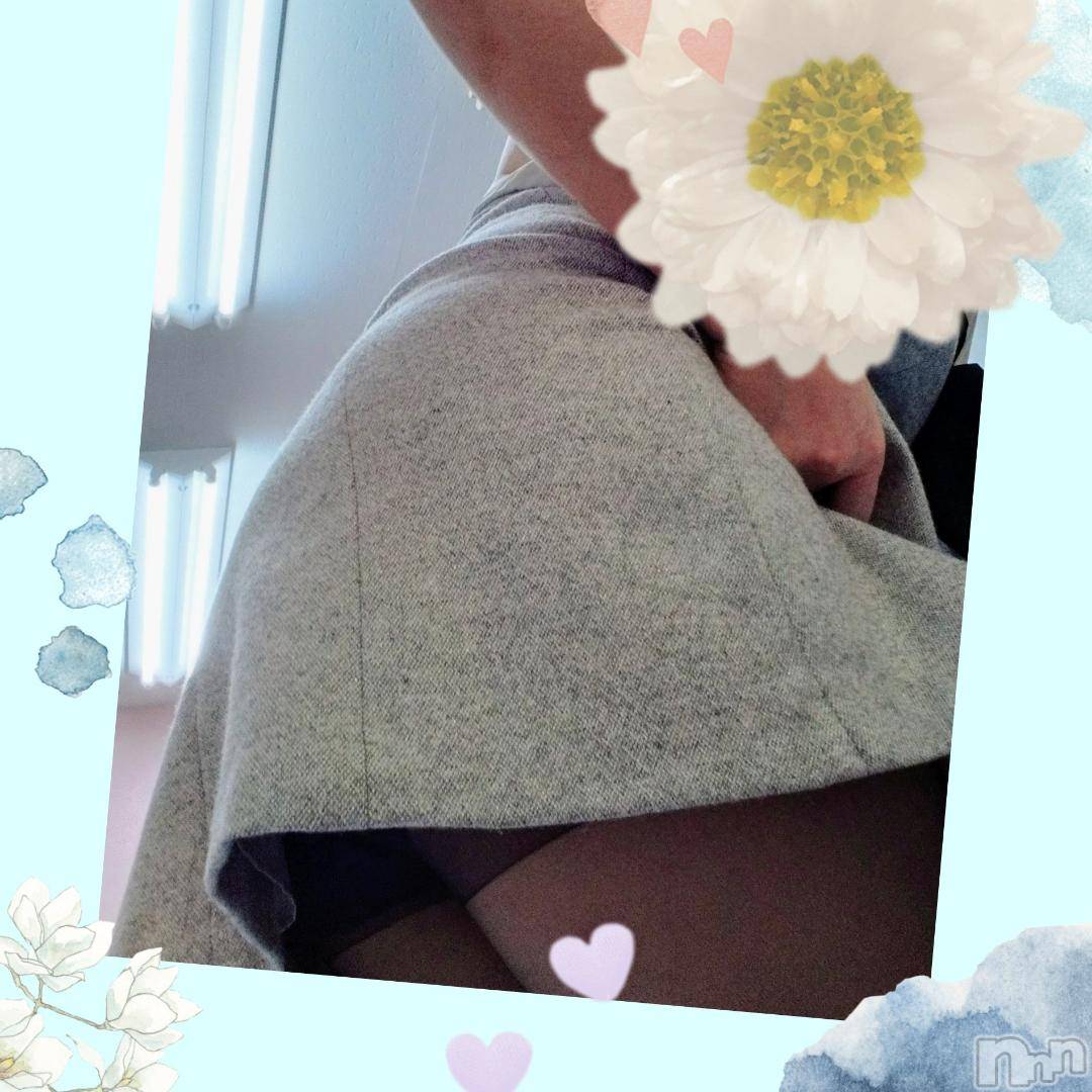 長岡デリヘルBIANCA～主人の知らない私～長岡店(ビアンカナガオカテン)鈴河　つぐみ(47)の2024年11月19日写メブログ「見えそうで見えない？」