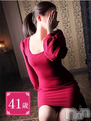 若菜(41) 身長164cm、スリーサイズB85(C).W58.H83。長野人妻デリヘル 完熟マダム(カンジュクマダム)在籍。