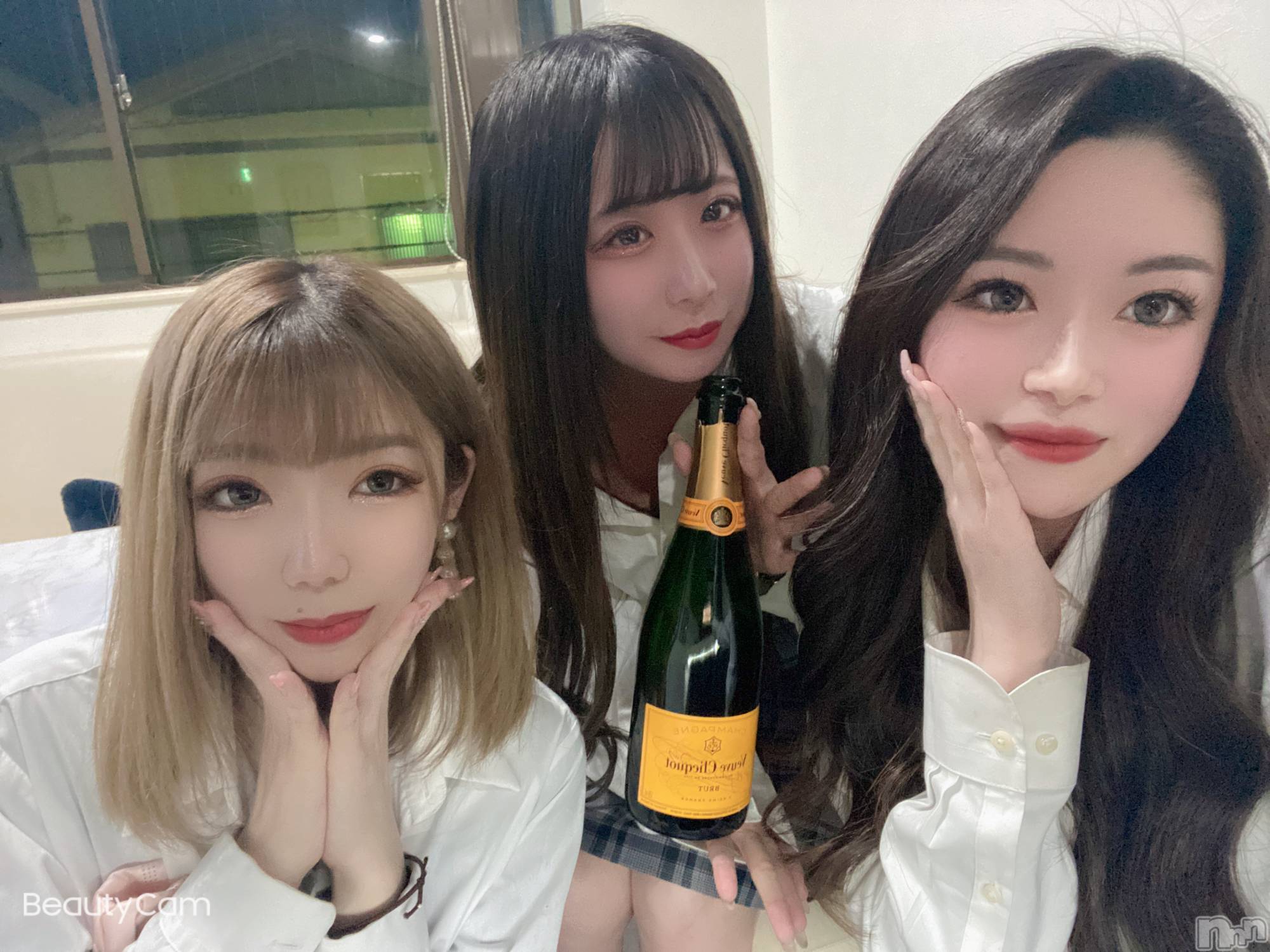 Įʥå륺СGIRLS BAR Fable(륺Сե֥) 2022ǯ330̥֥˾