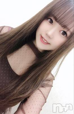 すず☆Ｓ級スレンダー美巨乳(22) 身長158cm、スリーサイズB88(G以上).W57.H86。松本発デリヘル Revolution在籍。