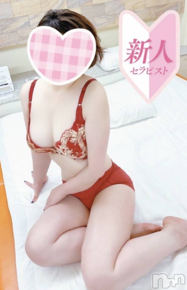 新潟風俗エステ(メルト)の2022年6月1日お店速報「セクシーなお姉様系美女!!　”りつかさん”が本日初出勤♬」