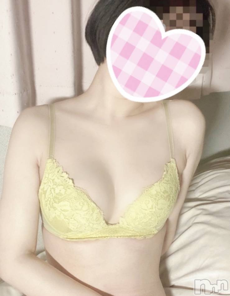 新潟風俗エステ(メルト)の2023年1月8日お店速報「両方を兼ね備えたプレミア美少女しずくちゃんと昼割でお得に遊んじゃおう♬」