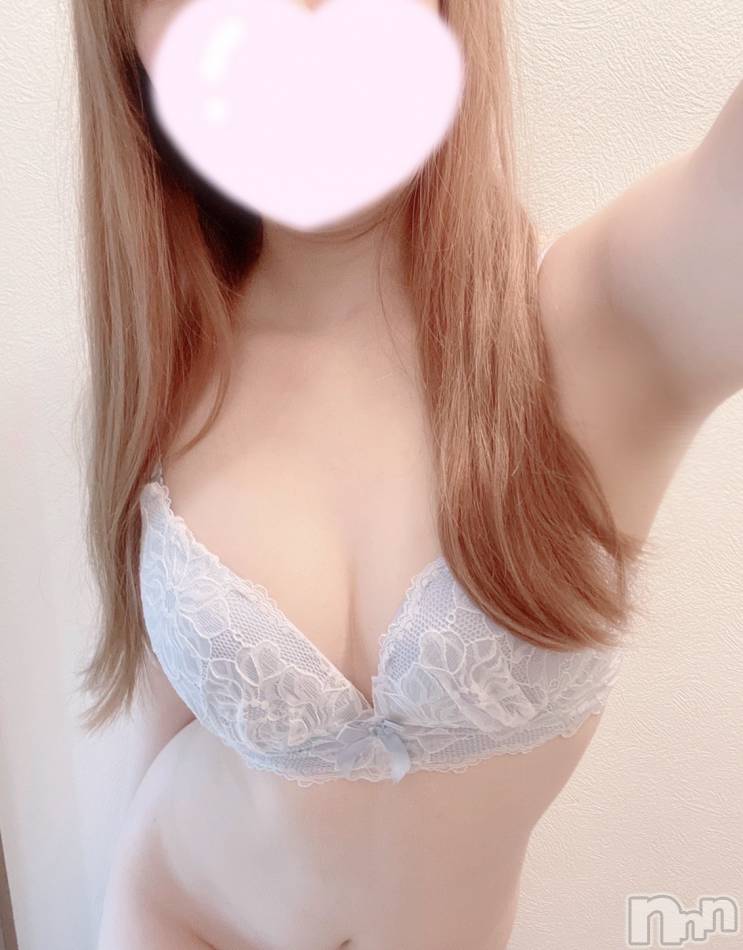 新潟風俗エステ(メルト)の2023年2月3日お店速報「美乳スレンダーな美少女せいらちゃんご予約まだ間に合うかも?!」