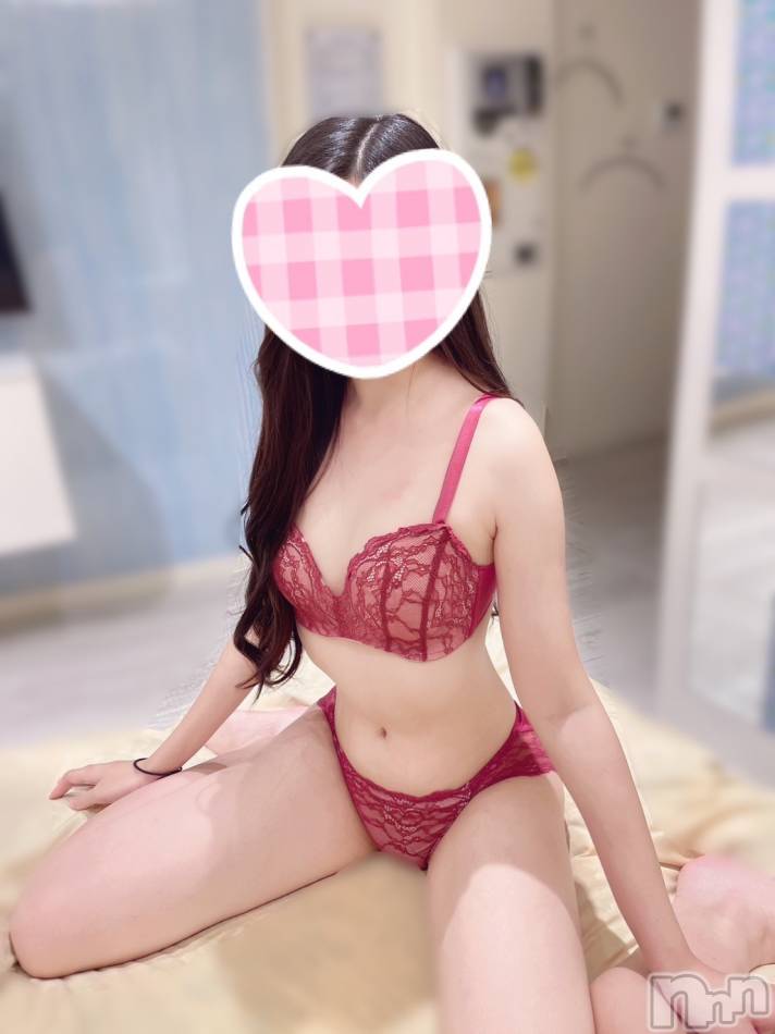 新潟風俗エステ(メルト)の2023年11月14日お店速報「本当に可愛すぎる清楚美少女系れなちゃんのご予約はお早めに♡」