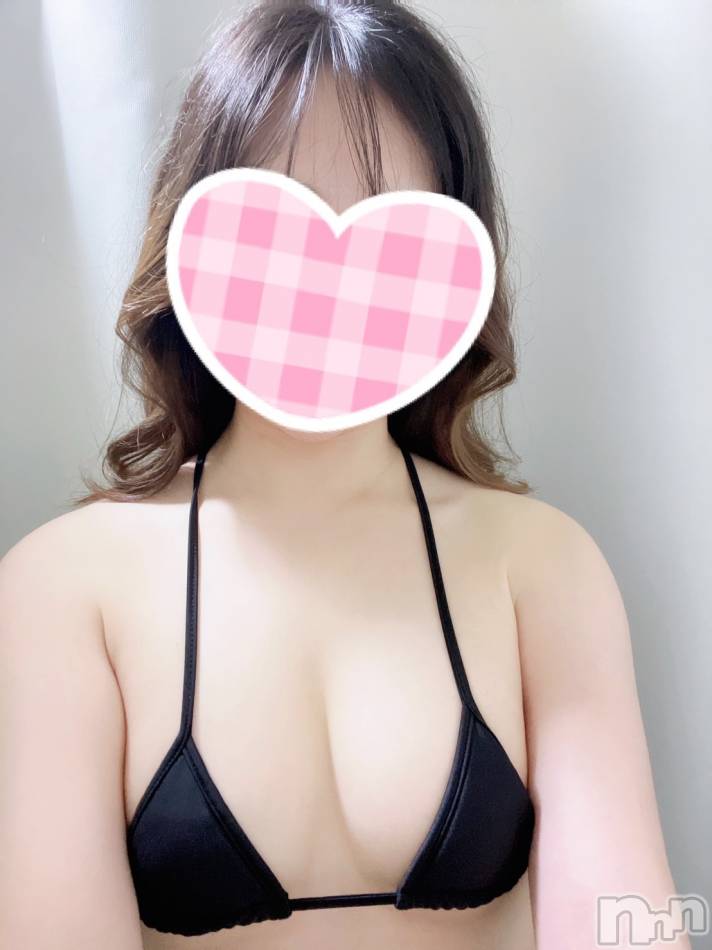 新潟風俗エステ(メルト)の2024年8月26日お店速報「🤍けいちゃんの人懐っこい笑顔はまさに恋人気分!御予約はお早めに!🤍」