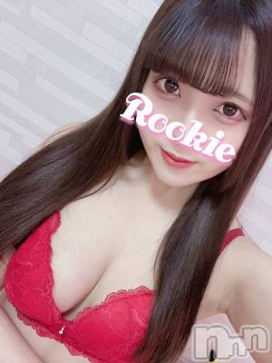 体験☆ひいろ(18) 身長165cm、スリーサイズB88(F).W57.H85。長岡デリヘル ROOKIE(ルーキー)在籍。