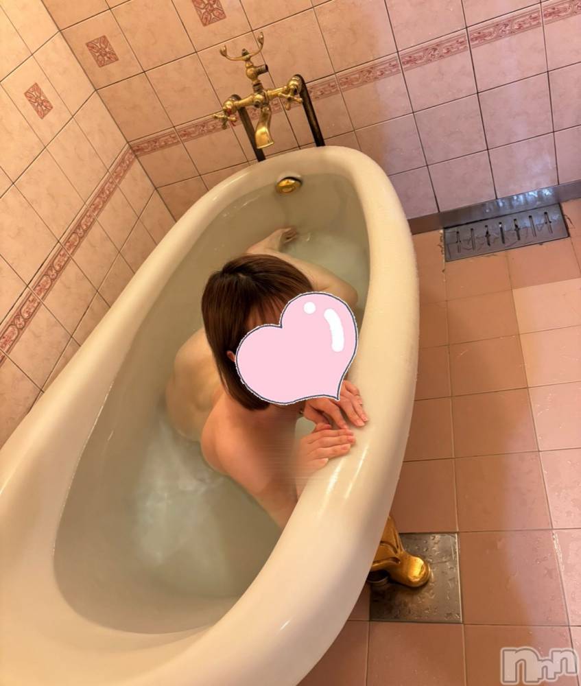 三条デリヘルLady-出稼ぎ0！地域密着デリヘル-(レディー) みかな★幼さ残るロリ巨乳(23)の5月6日写メブログ「育チンする？」