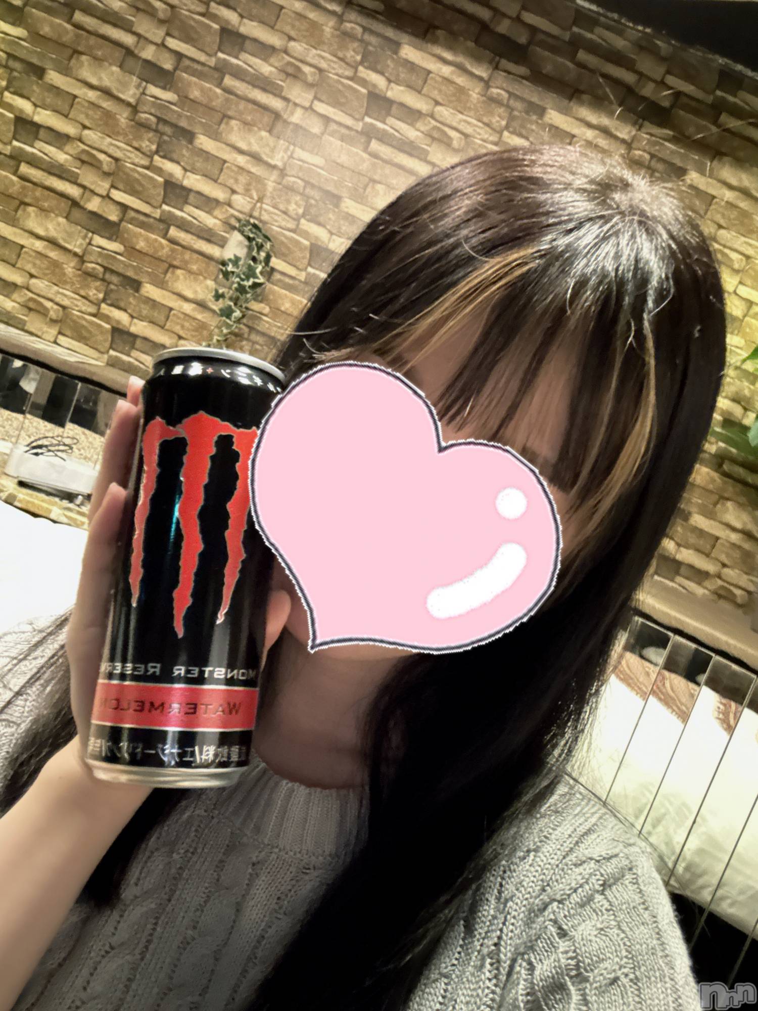三条デリヘルLady-出稼ぎ0！地域密着デリヘル-(レディー)みかな★幼さ残るロリ巨乳(23)の2024年6月28日写メブログ「でた～🤭💦」