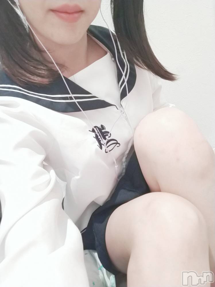 長岡デリヘル純・無垢(ジュンムク) あいか☆(21)の4月29日写メブログ「待機室です♡♡♡♡」