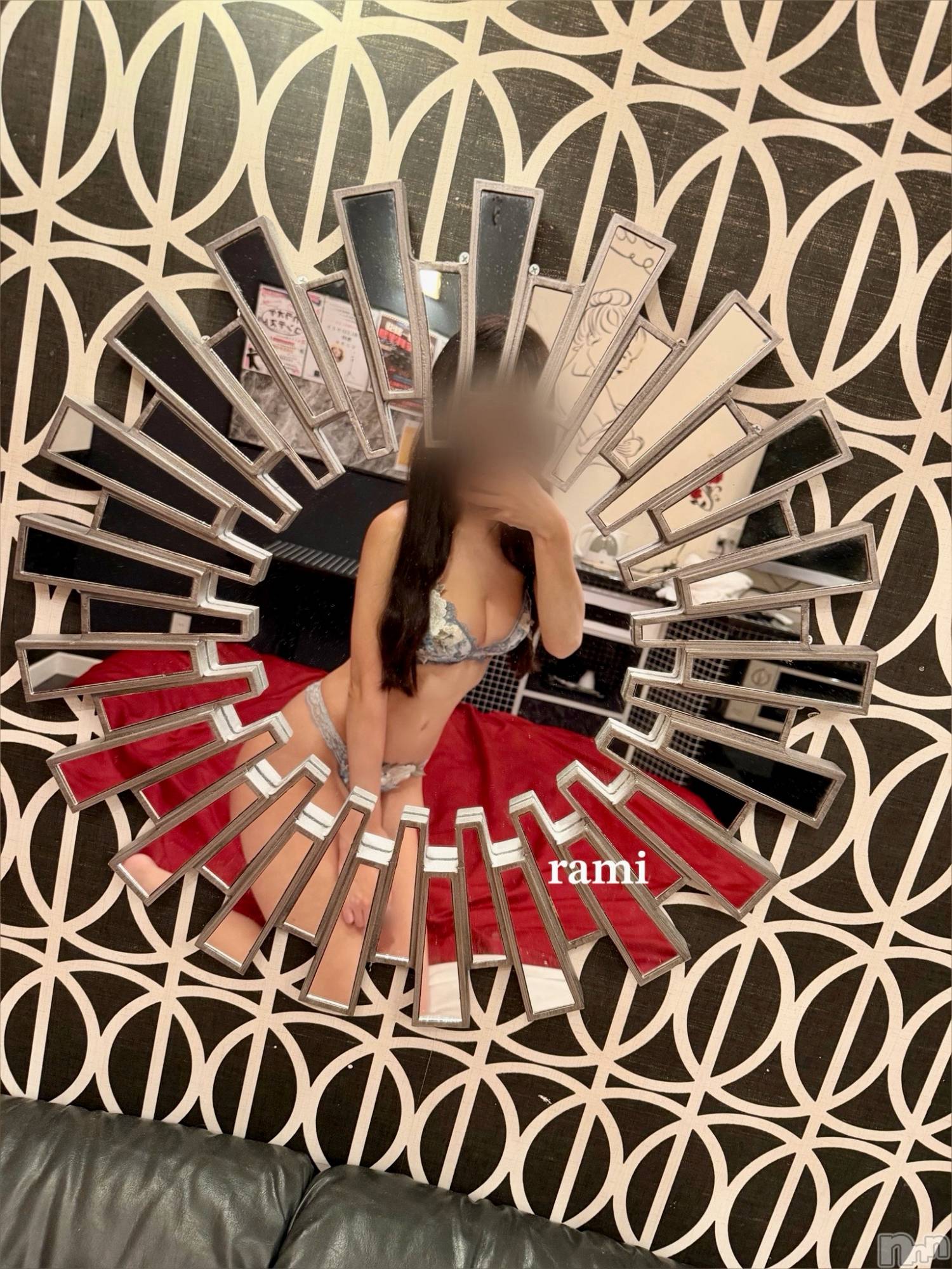 新潟デリヘルアンフィール-地元新潟の厳選された素人女性のみ-(アンフィール)らみ☆新潟1の天然美巨乳(25)の2025年10月23日写メブログ「皆様に朗報🖤🌟」