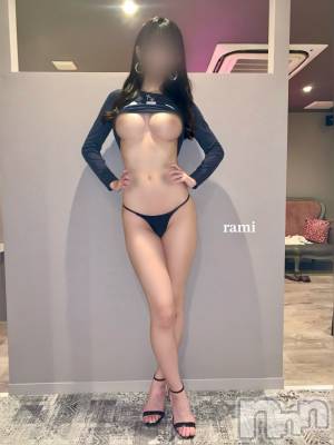 らみ☆新潟1の天然美巨乳(25) 身長168cm、スリーサイズB87(E).W57.H83。新潟デリヘル アンフィール-地元新潟の厳選された素人女性のみ-(アンフィール)在籍。