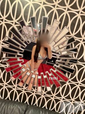 新潟デリヘル アンフィール-地元新潟の厳選された素人女性のみ-(アンフィール) らみ☆新潟1の天然美巨乳(25)の10月23日写メブログ「皆様に朗報🖤🌟」