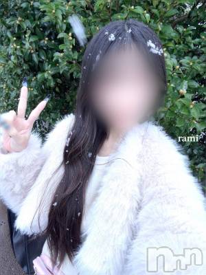 新潟デリヘル アンフィール-地元新潟の厳選された素人女性のみ-(アンフィール) らみ☆新潟1の天然美巨乳(25)の12月6日写メブログ「滅多に現れない夜の出没です🖤」