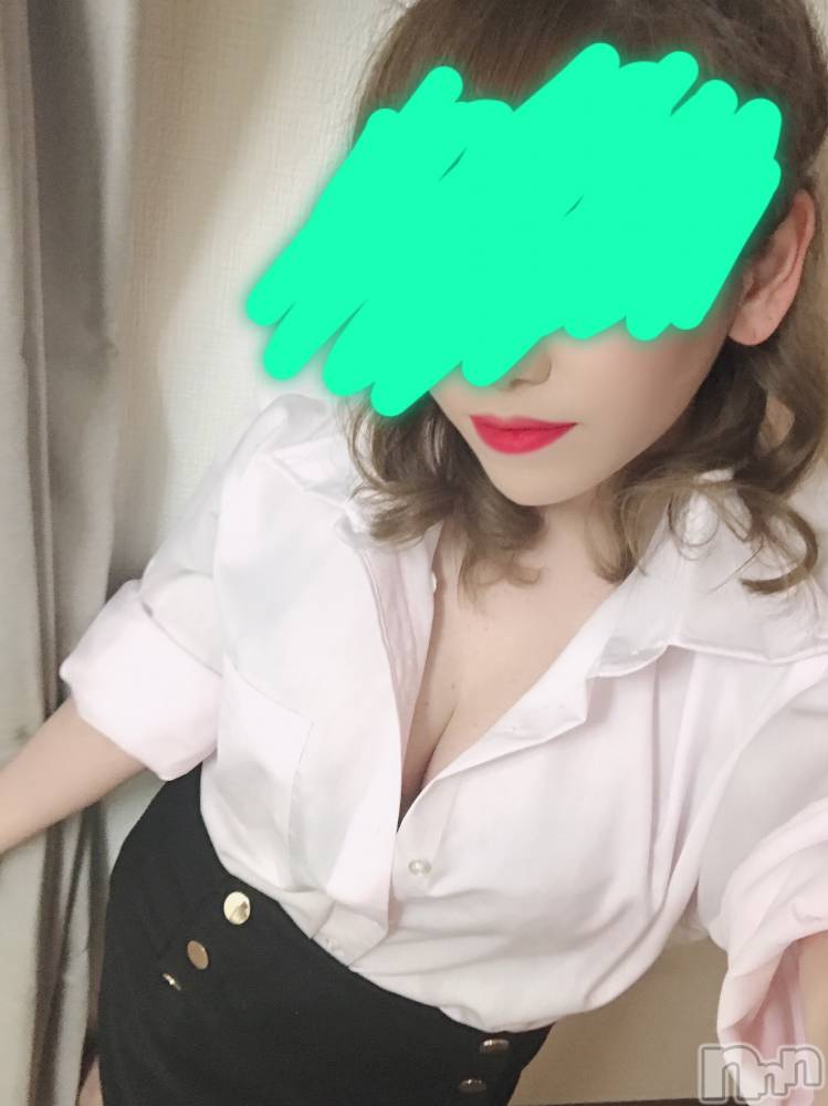 新潟メンズエステあろまえすて＠新潟(アロマエステアットニイガタ) 夏愛＊なつめ(38)の4月12日写メブログ「シャツ新しくしたよー♡」