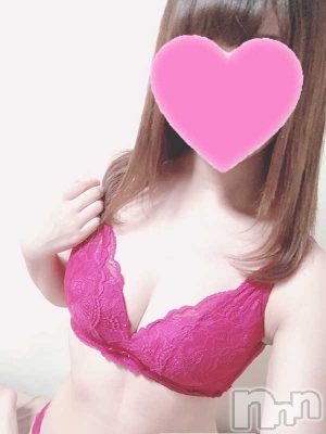 桃花(21) 身長152cm、スリーサイズB88(F).W57.H84。新潟デリヘル Minx(ミンクス)在籍。