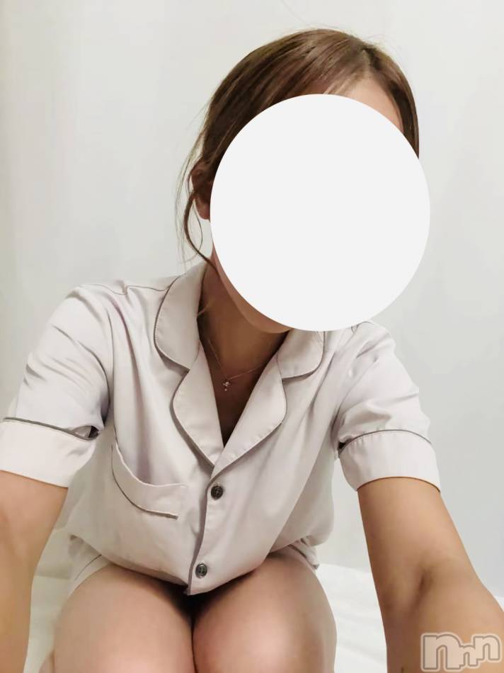 新潟メンズエステ(マイロ)の2026年8月1日お店速報「オススメ新人セラピスト『れあ』さん！ご予約はお早めにお待ちしております！」