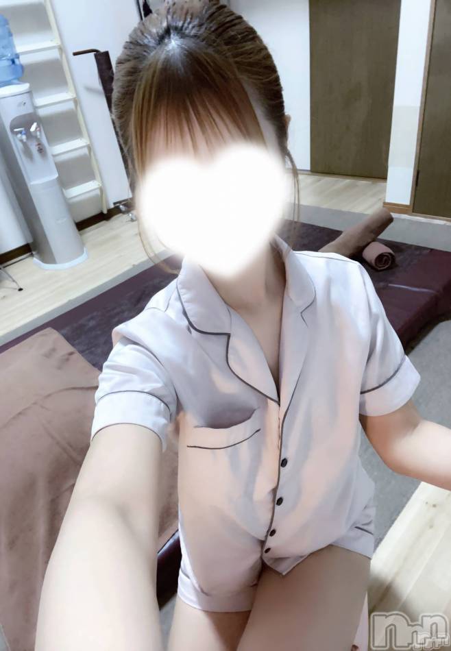 新潟メンズエステ(マイロ)の2026年8月12日お店速報「まだまだご案内可能です☺ご予約お待ちしております✨」
