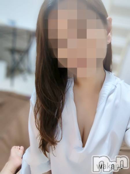 新潟メンズエステ(マイロ)の2023年8月24日お店速報「深夜もまだまだ✨90分4,000円OFFでご案内致します！」