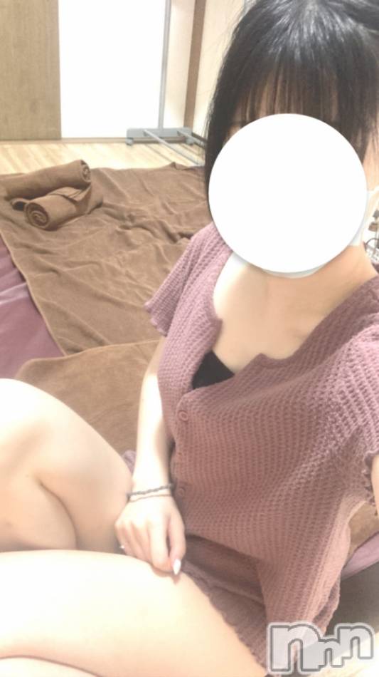 新潟メンズエステ(マイロ)の2024年1月1日お店速報「癒し系ひまりちゃん24時迄ご案内可能です🍀ご予約お待ちしてます✨」