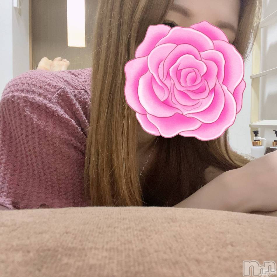 新潟メンズエステ(マイロ)の2024年2月14日お店速報「みかちゃん、まきちゃんこの後24時迄ご案内可能です🍀🍀」