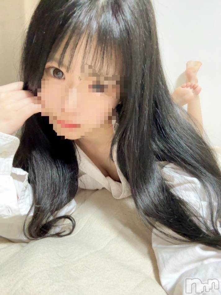 新潟メンズエステ(マイロ)の2024年3月16日お店速報「新人¨ゆなちゃん¨本日初出勤になります✨ご予約はお早めにお待ちしてます！」