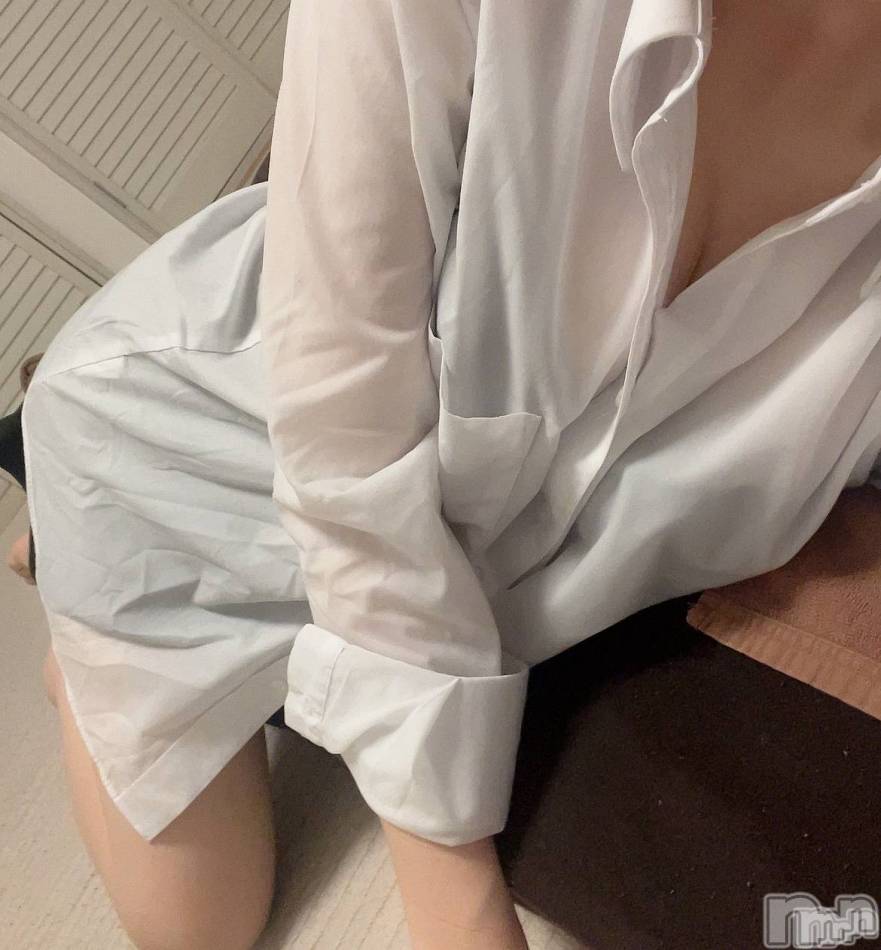 新潟メンズエステ(マイロ)の2024年3月20日お店速報「本日19時からさらちゃんゆりちゃんご案内開始です( *´艸｀)」