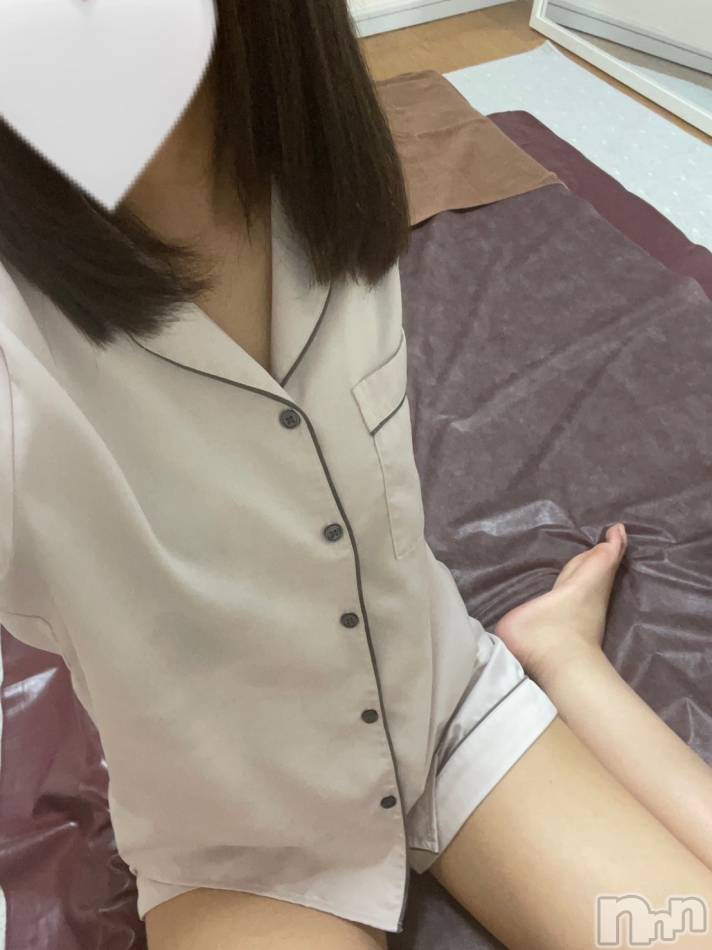 新潟メンズエステ(マイロ)の2024年8月22日お店速報「オススメ新人せなちゃん15時からご案内中です✨ご予約はお早めに✨」