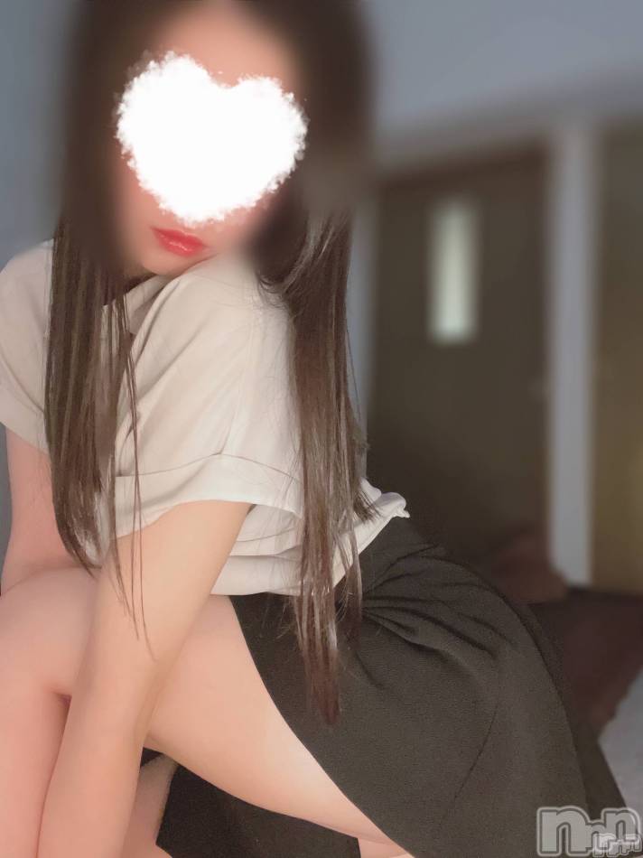 新潟メンズエステ(マイロ)の2024年10月30日お店速報「本日の出勤はコチラ✨平日のご利用は90分以上2,000円OFFに！？」