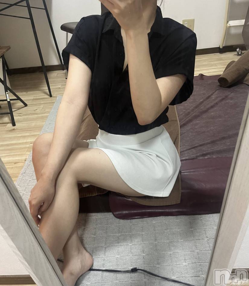 新潟メンズエステ(マイロ)の2024年10月30日お店速報「前日22時迄のご予約で指名料が無料に✨ご予約お待ちしてます！」