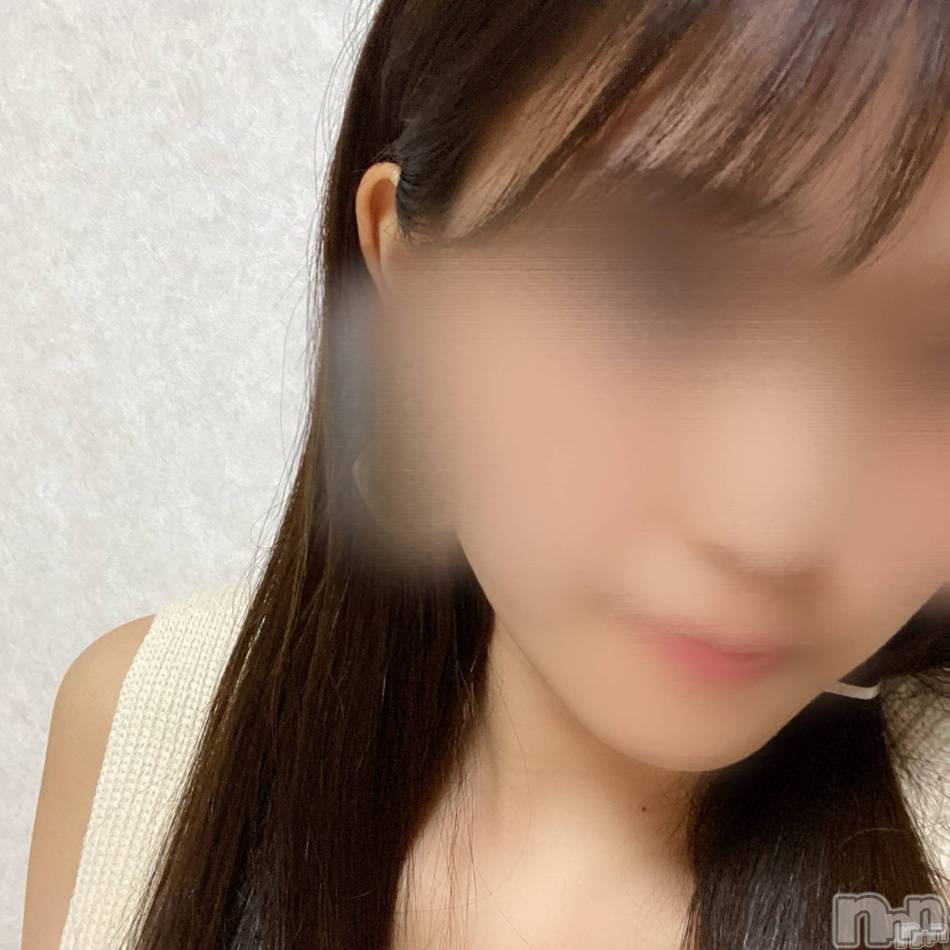 新潟メンズエステ(マイロ)の2024年12月2日お店速報「オススメ新人めいちゃんご案内中✨ご予約お待ちしております！」