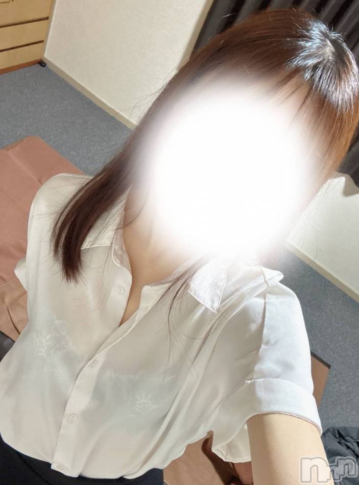 新潟メンズエステ(マイロ)の2025年10月7日お店速報「夜のメンバーはこちらです！！✨新人つばきちゃん出勤中！！」